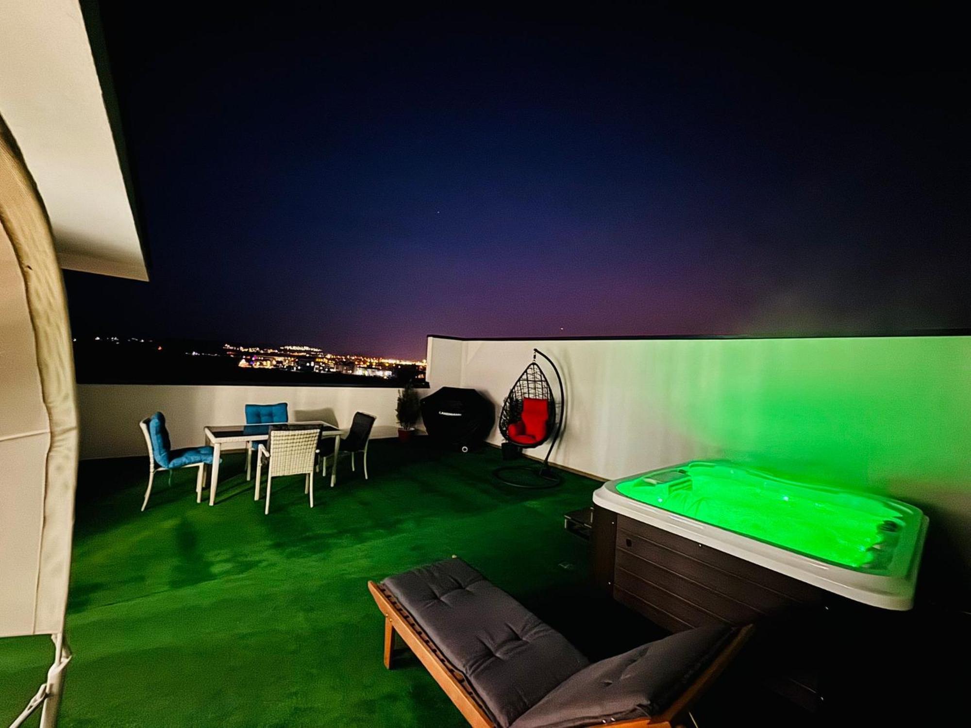 Luxury Penthouse Belvedere Apartament *